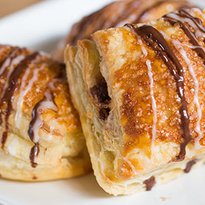 Chocolate Spread Puff Pastry Bites