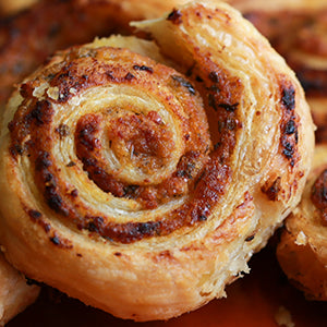 Pumpkin Garlic Rolls